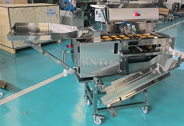 Egg White Yolk Separator Machine Egg White Yolk Separator Machine